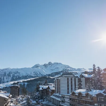 Apartment Neuf De Gamme A Avec Acces Aux Pieds - Fr-1-830-17 Courchevel