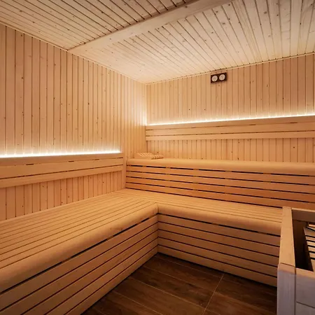 Neuf De Gamme A Avec Acces Aux Pieds - Fr-1-830-17 Apartment *