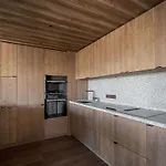 Neuf De Gamme à Avec Accès Aux Pieds - Fr-1-830-17 Appartement